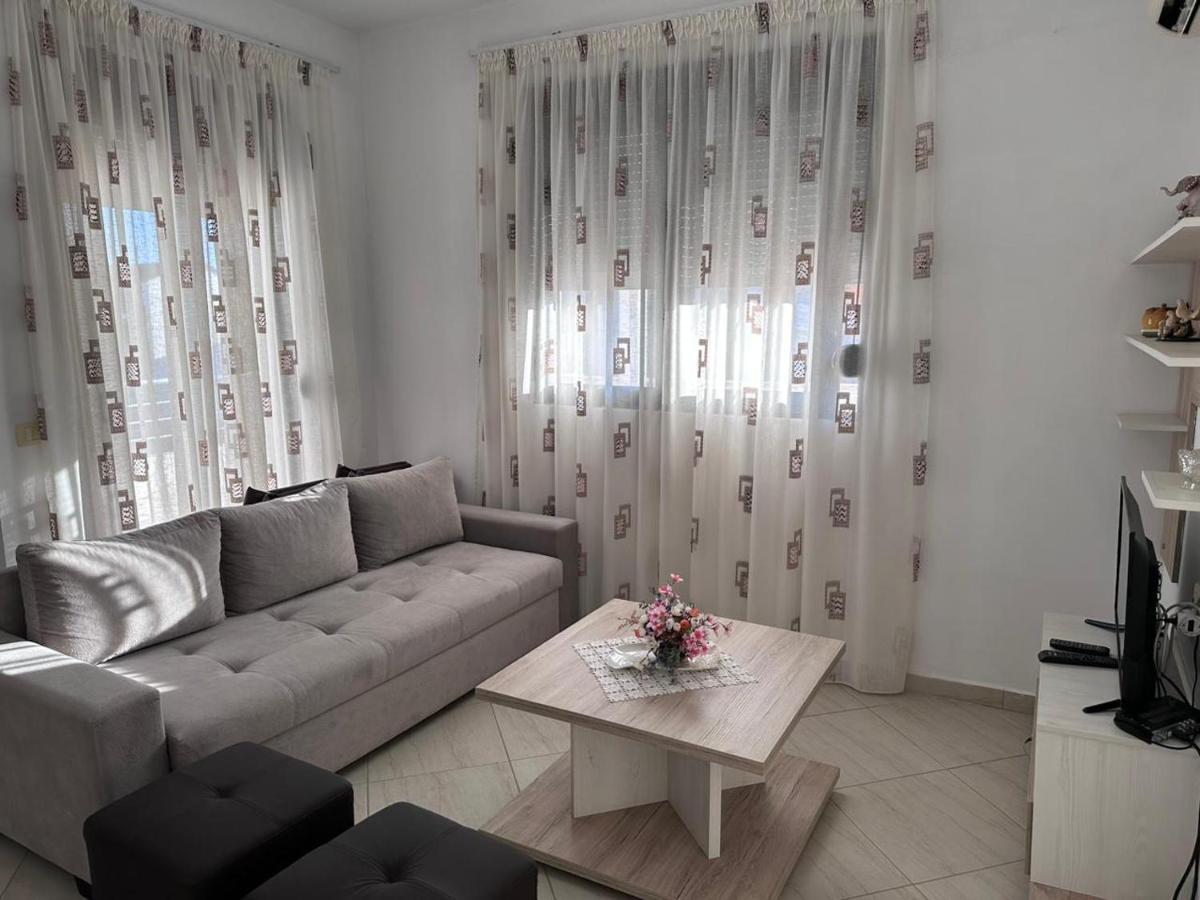 Payo Apartments Sarandë Eksteriør billede